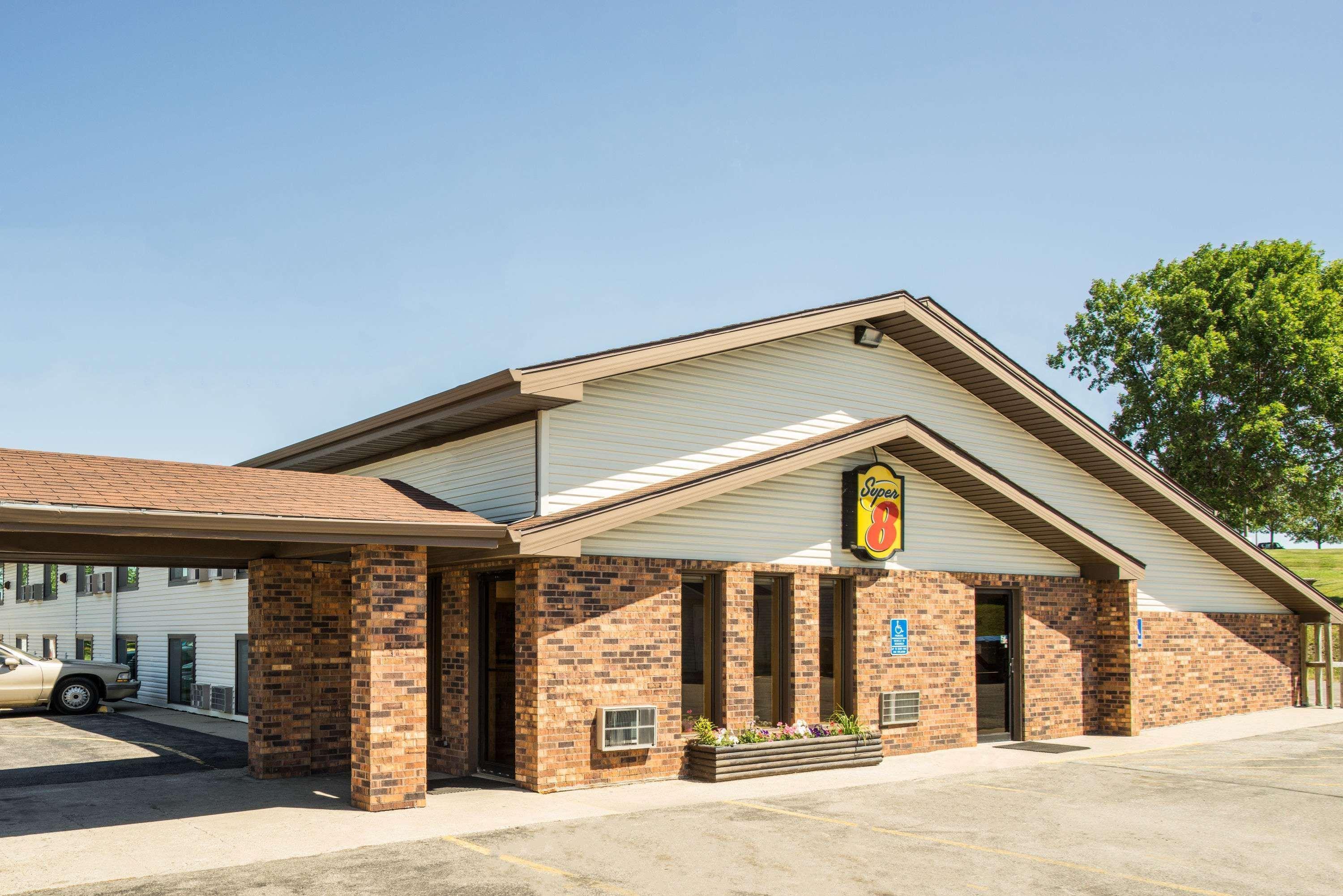 Super 8 By Wyndham Fergus Falls 外观 照片