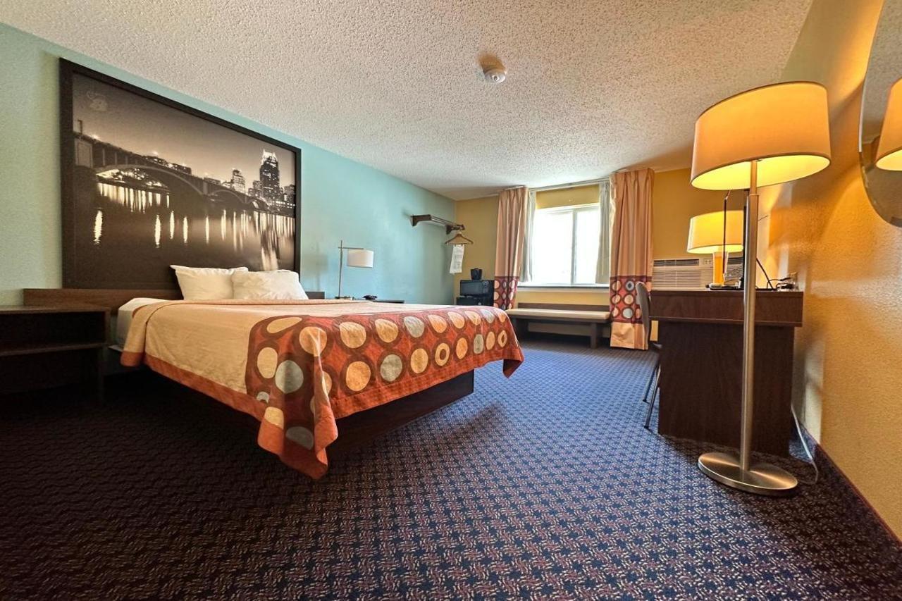 Super 8 By Wyndham Fergus Falls 外观 照片